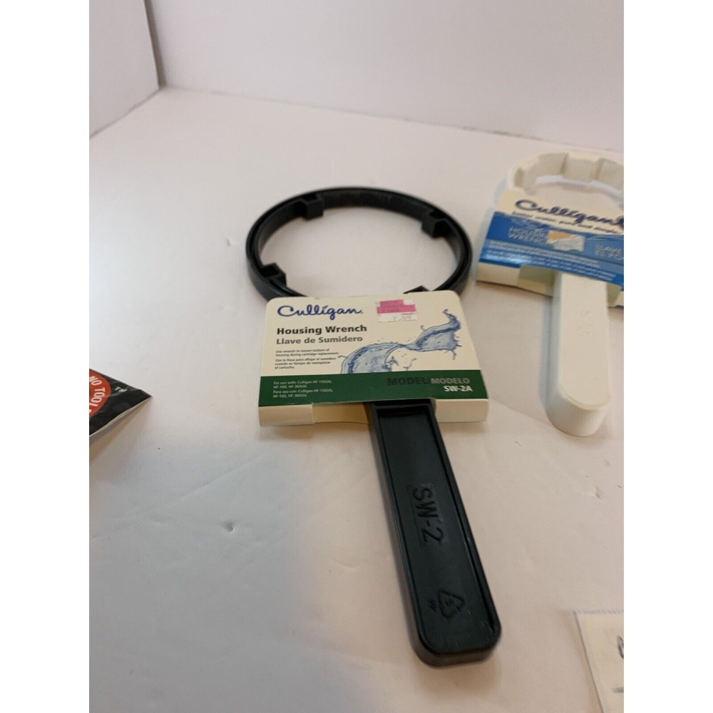 Lot Of 2 Culligan Housing Wrench SW-2A And SW-5A - Picture 2 of 8